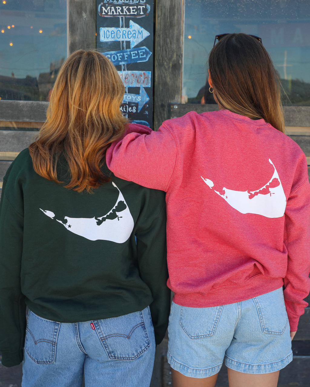Millie's Island Crewneck